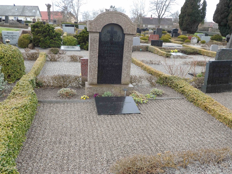 Grave number: VK S    12