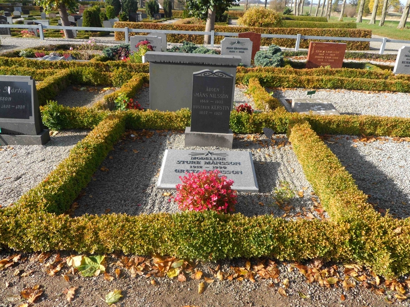 Grave number: ÖT GVK1M    14, 15