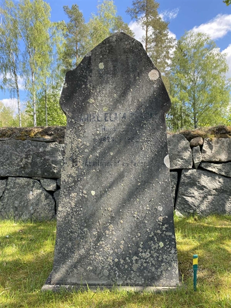 Hautatunnus: 1 05 1, 2