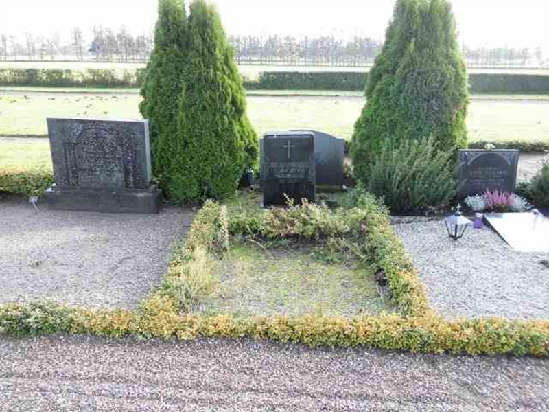 Grave number: VK 1   913