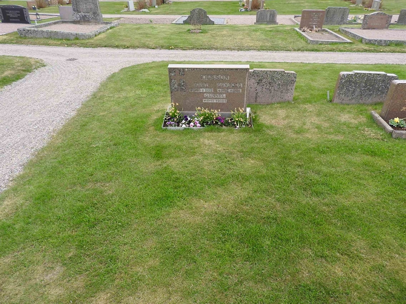 Gravnummer: BK E    26-27