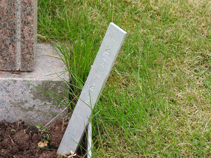 Gravnummer: BK E    22-23