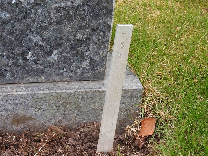 Gravnummer: BK E    56