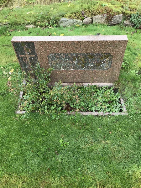 Grave number: B 01     5, 6