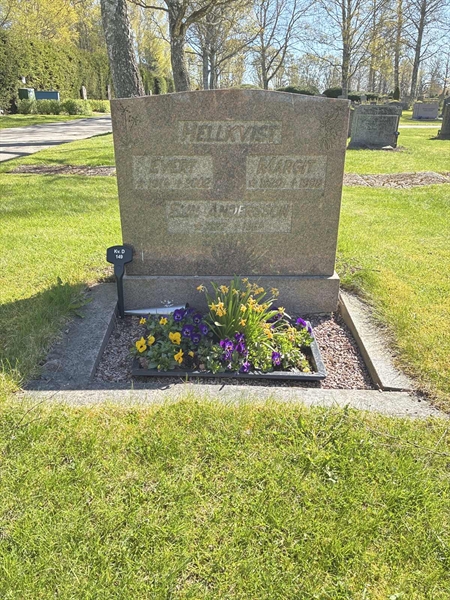 Gravnummer: 22 D   149