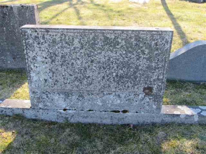 Grave number: 1 1   200-201