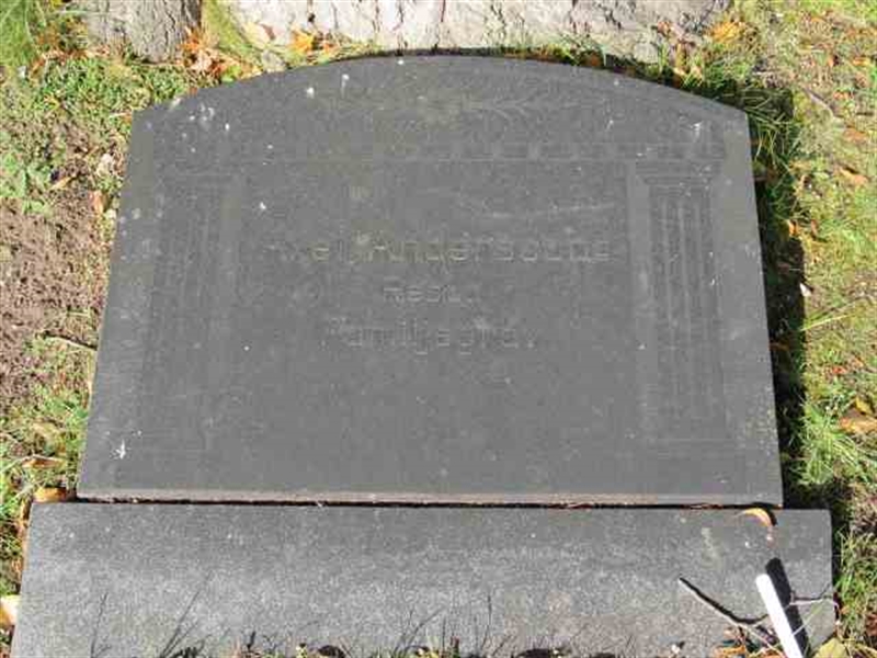 Grave number: 1 7   510-511