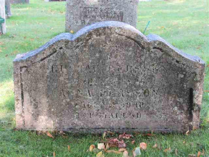 Grave number: 1 7    51-52