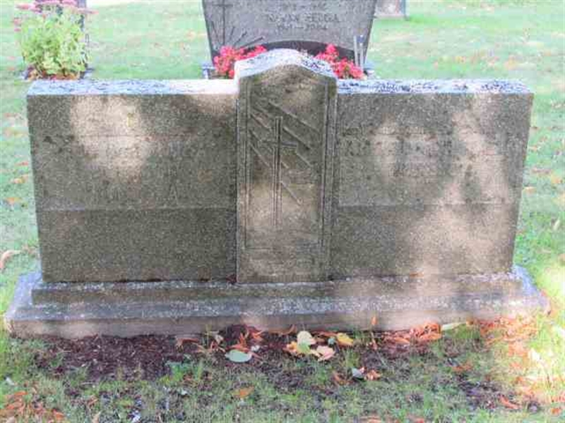 Grave number: 1 7    47-48