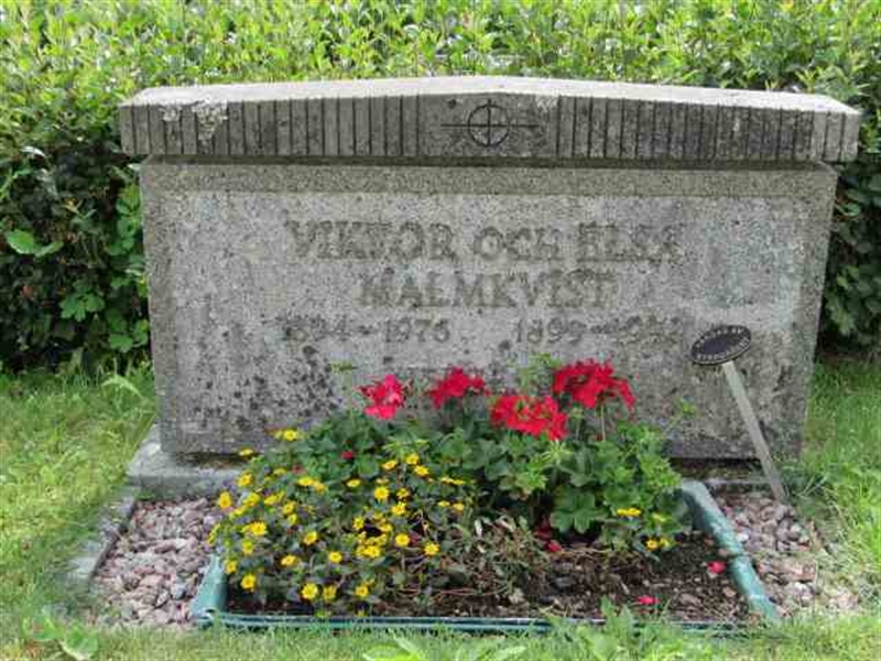 Grave number: 2 NO 12   471-472