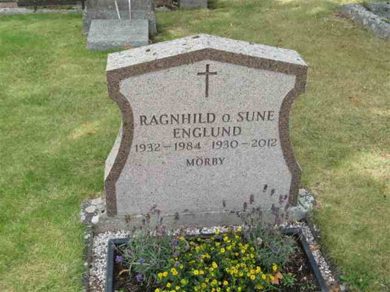 Grave number: 1 4   106-107