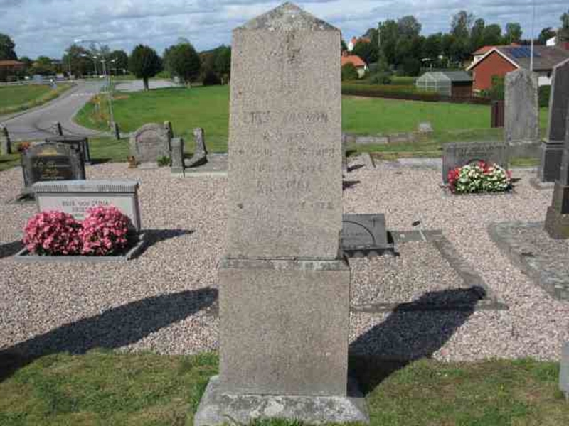 Grave number: 1 5    85