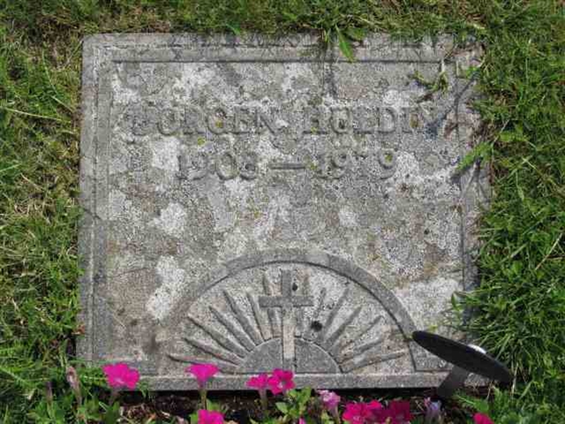 Grave number: 1 2   208