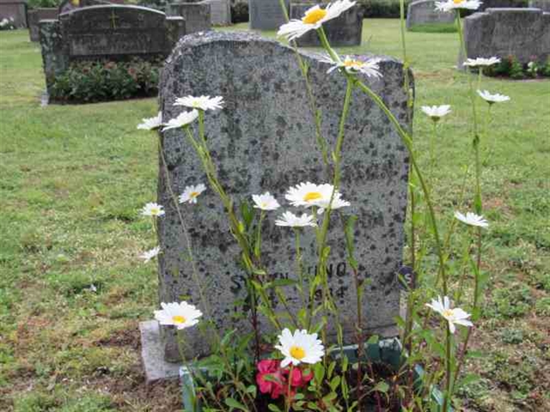 Grave number: 1 2   167