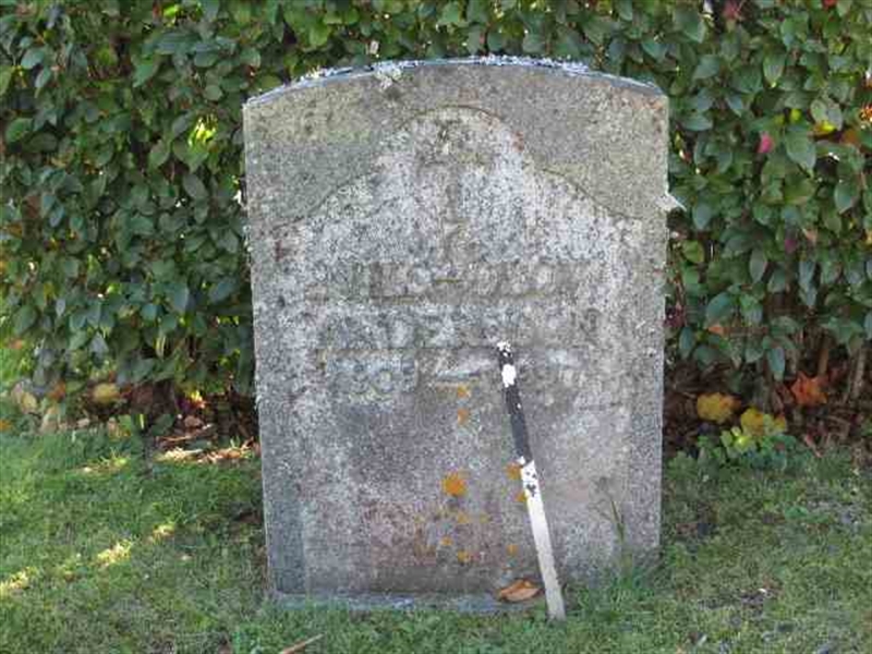 Grave number: 2 SÖ 07   103