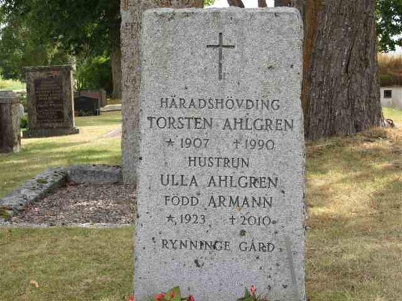 Grave number: 1 4   108-A-B