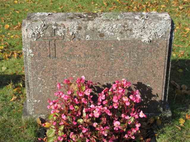 Grave number: 1 7   444
