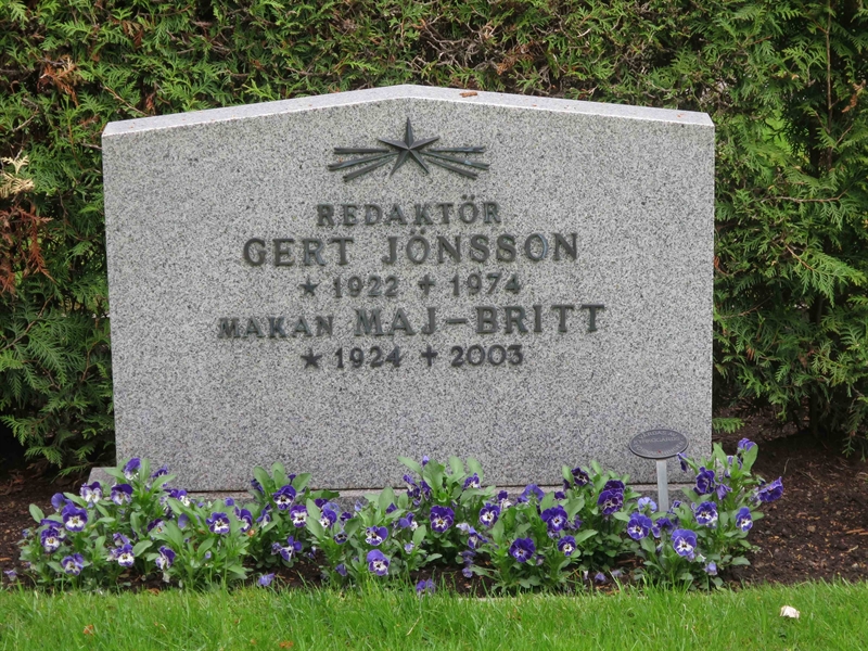 Grave number: HÖB 70D   101