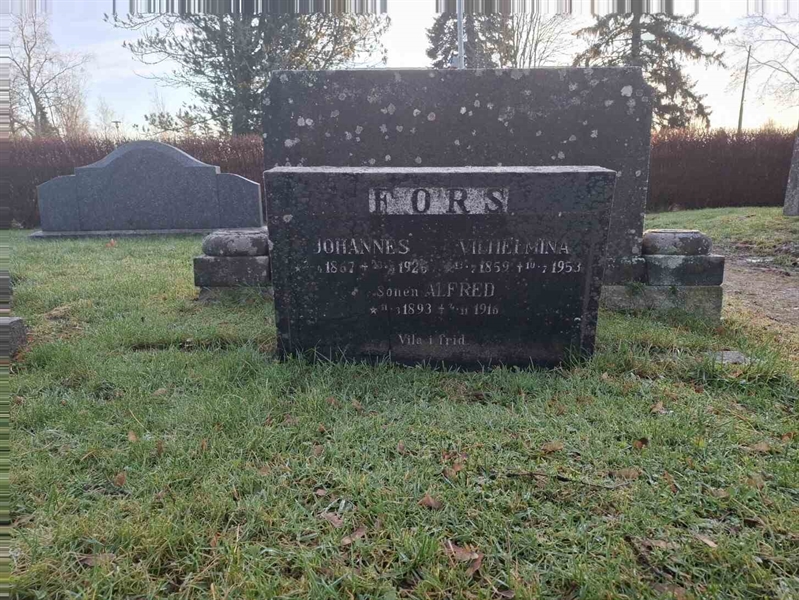 Grave number: Ö 3 5 19-20