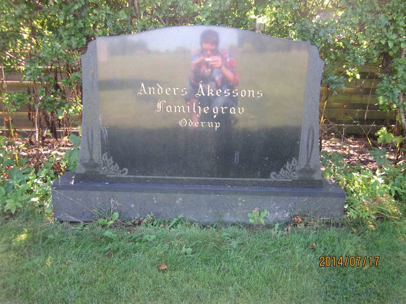 Grave number: 10 G     9