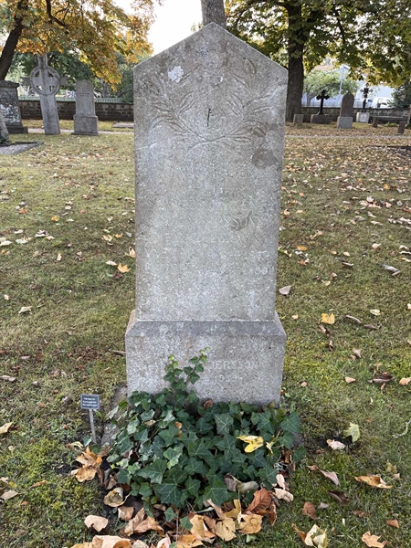 Grave number: Ö 18    25.