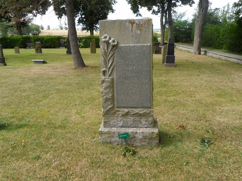 Grave number: SK A   105, 106
