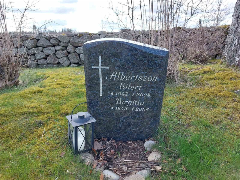 Grave number: HV 37   32