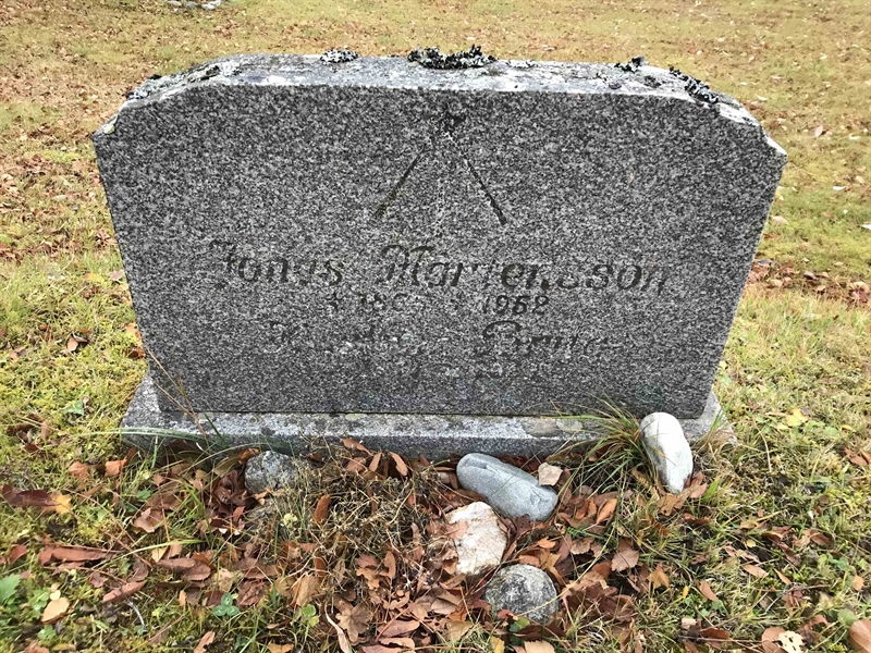 Grave number: VA C     7