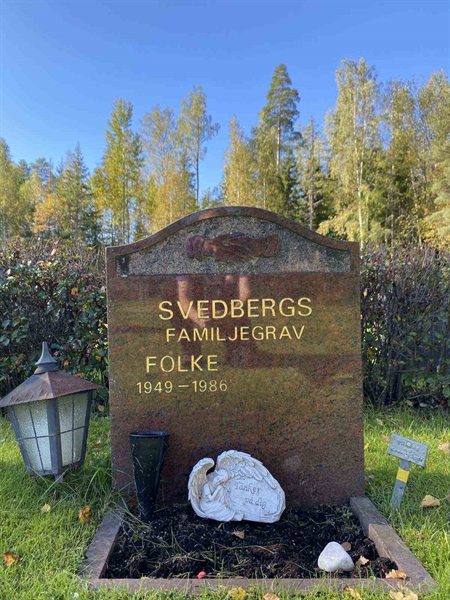 Grave number: 1 22     53