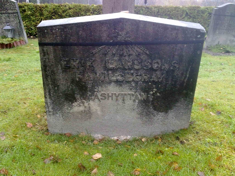 Grave number: KA 01    42