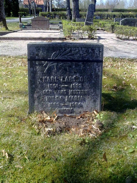 Grave number: NO 15   143