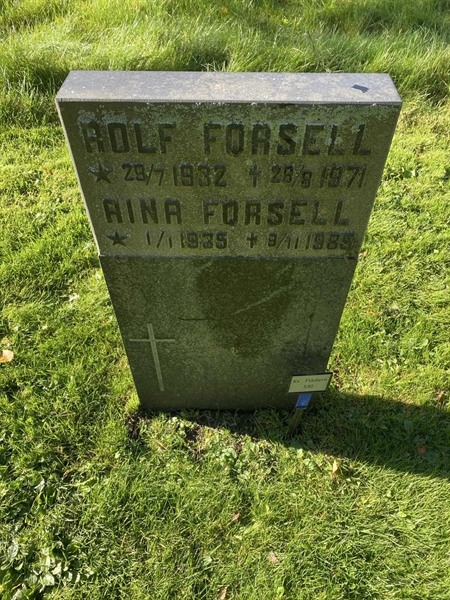 Hautatunnus: 2 F   530