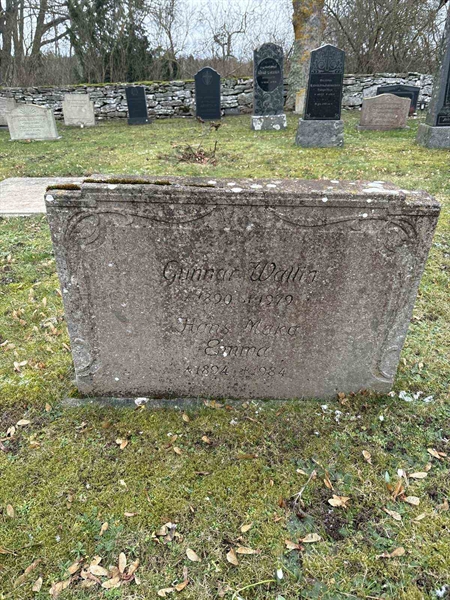 Grave number: LE 211, 212