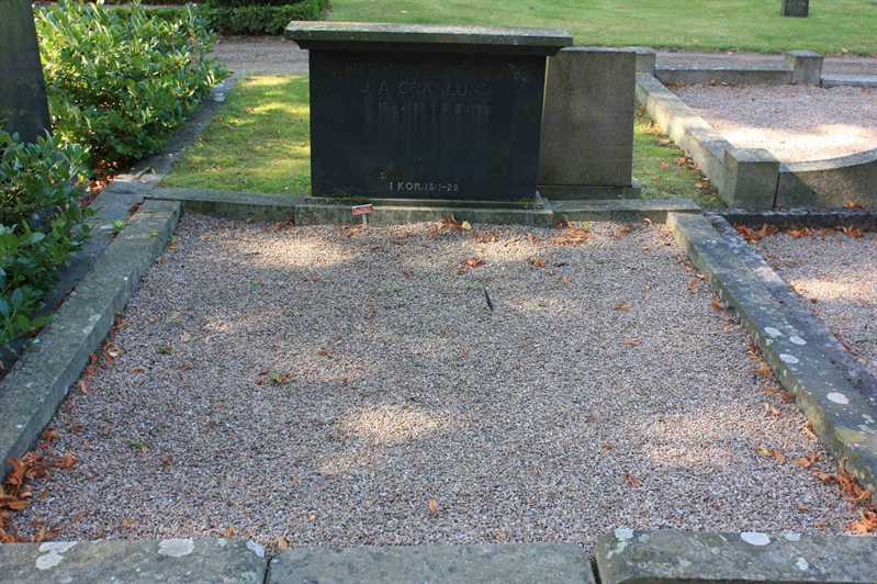 Grave number: Ö 14i   134, 135