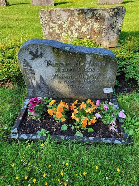 Grave number: kö 01 08   205