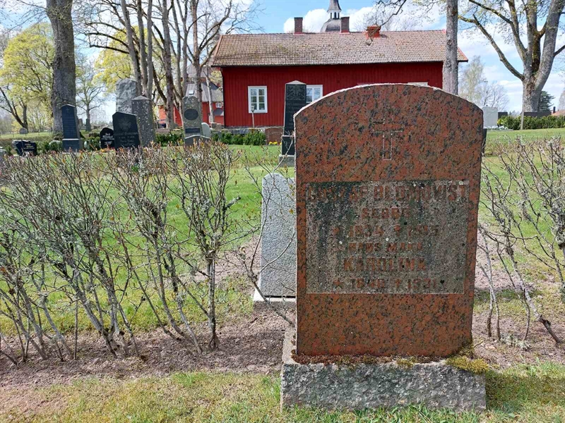 Grave number: HÖ 6   99, 100