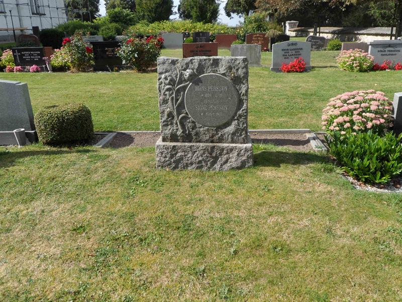 Grave number: SK D   173, 174