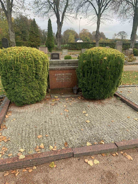 Grave number: NÅ 06    39, 40