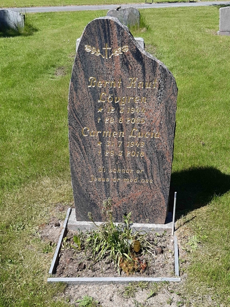 Grave number: KA 22   611