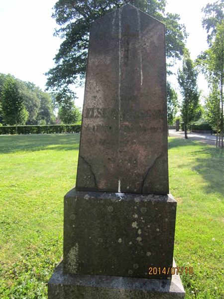 Grave number: 8 B   117