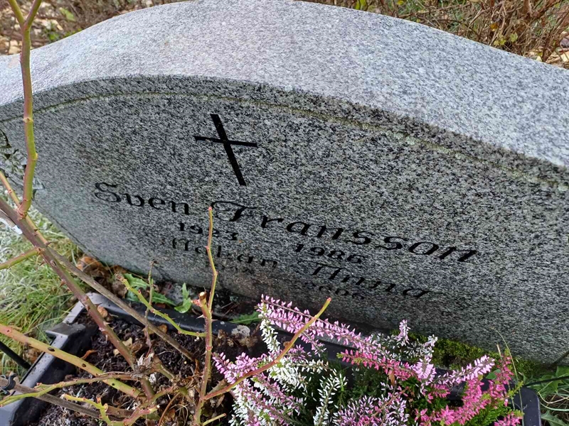 Grave number: JÄ 3 7823