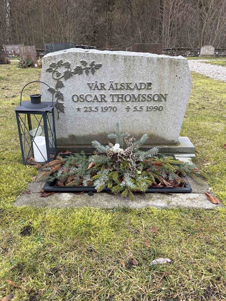 Grave number: L A 72