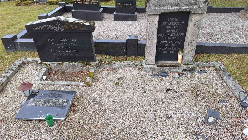 Hautatunnus: VG B    51-54