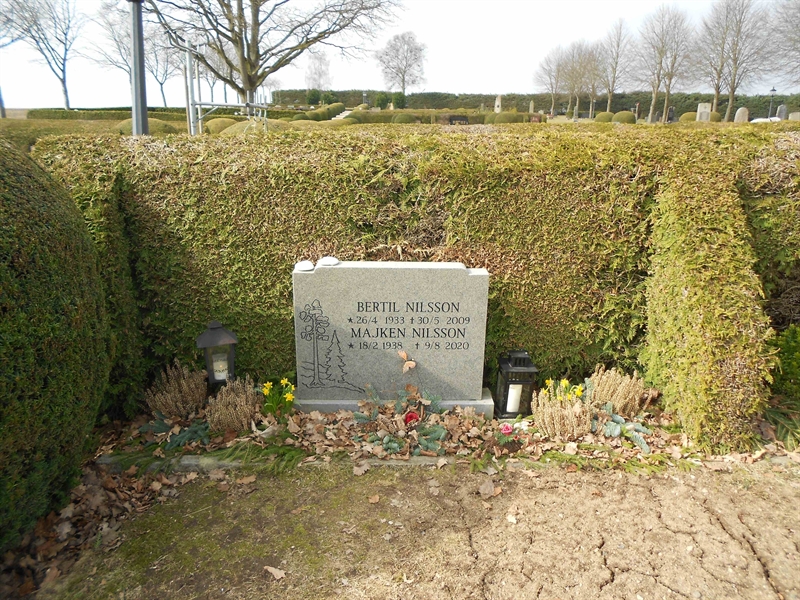 Grave number: V 14    30