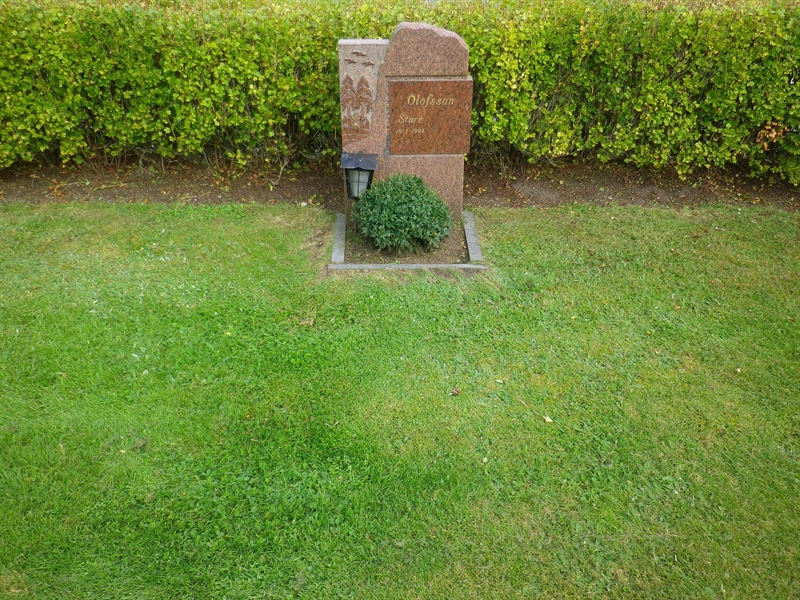 Grave number: OS ÖK   186, 187