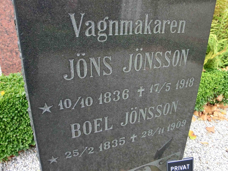 Grave number: ÄS 03    021A