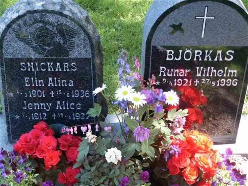 Grave number: 4 G2 12     33