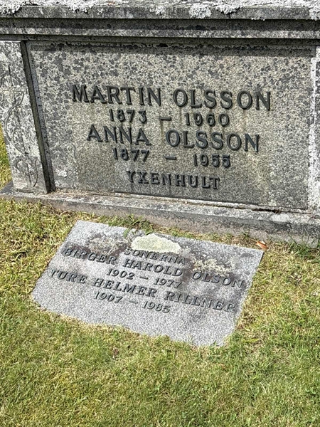 Grave number: SKF E   155, 156