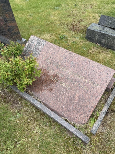 Grave number: SKF B    22
