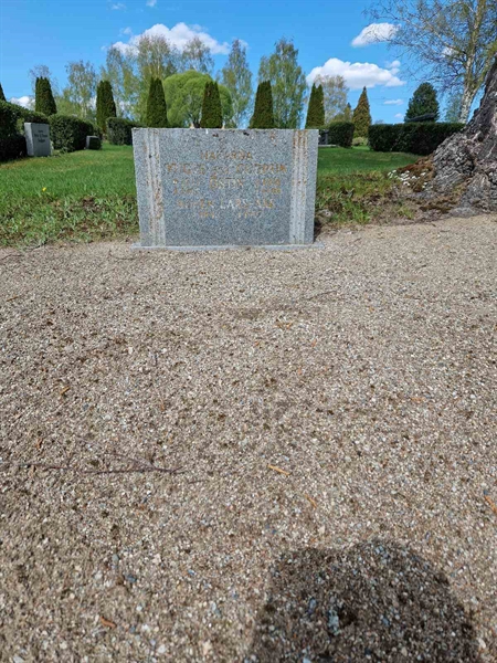Grave number: 501 20 3479-3482